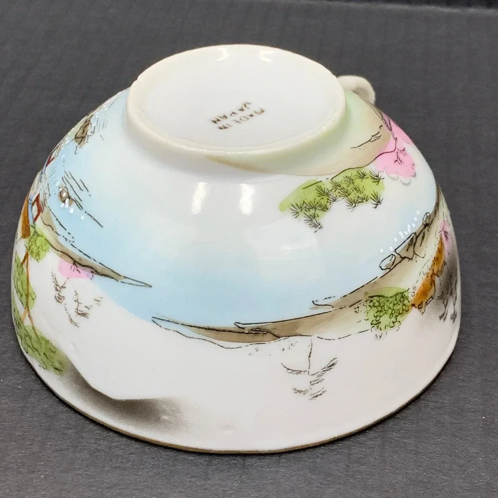 Vintage Made in Japan Porcelain Tea Cups‎ Set of 2 Painted Landscape Gold Trim